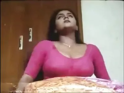 সব সেক্সে বিডিও প্রাকৃতিক মেয়ে তার চুদা teases