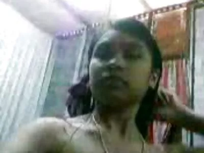 গা lips় চুলের বাচ্চা লাল ঠোঁট সেক্স ভিডিও দাও সহ হস্তমৈথুন করছে